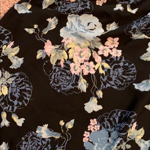 Short sleeve floral women’s dress - Picture 2 of 3